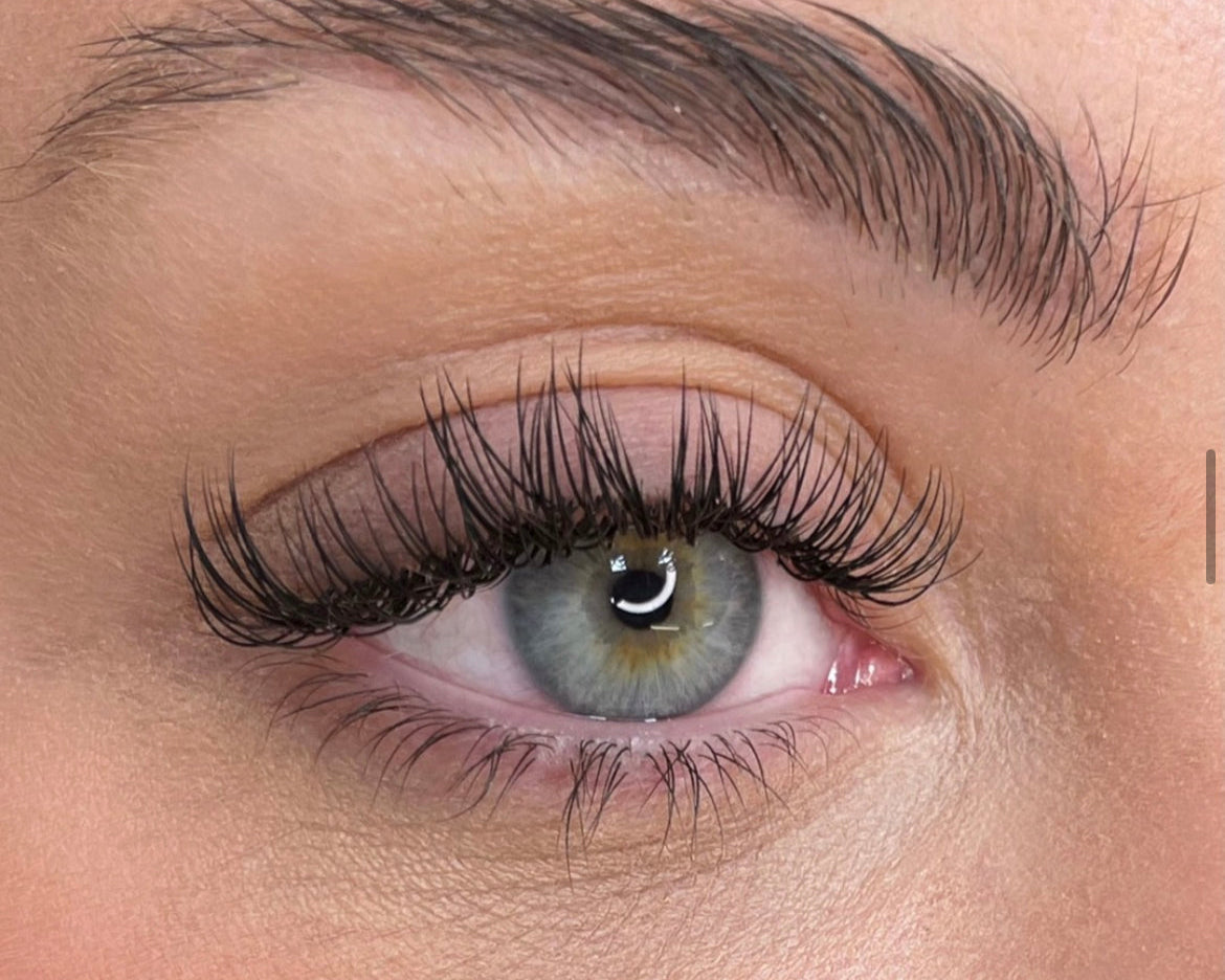 Classic Lashes